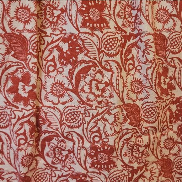 Derek Lam Collective Women's Red And White Floral Ruffle Front Blouse Size 42 - Picture 6 of 7